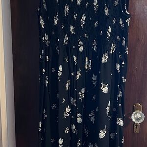 Croft & Barrow Black and White Floral Dress